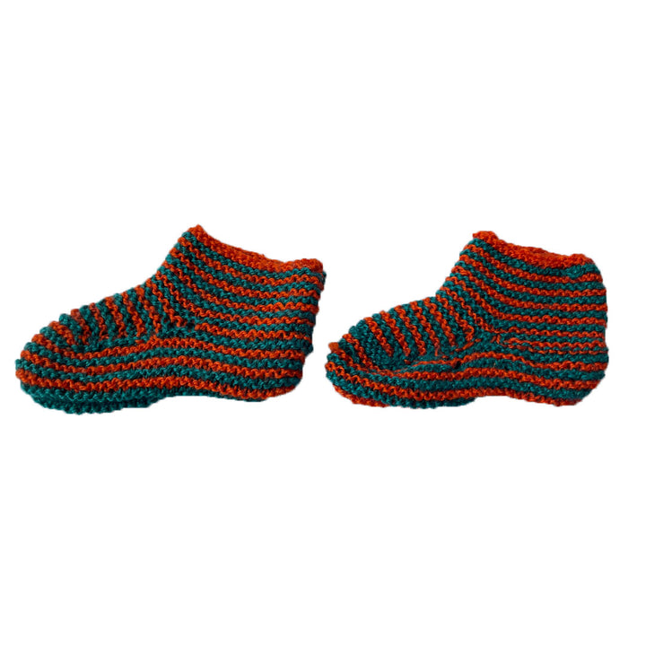 Baby Knitted shoes | Material 100% Wool | Color : Orange and Green | Size Length - 11 cm Width - 18 cm
