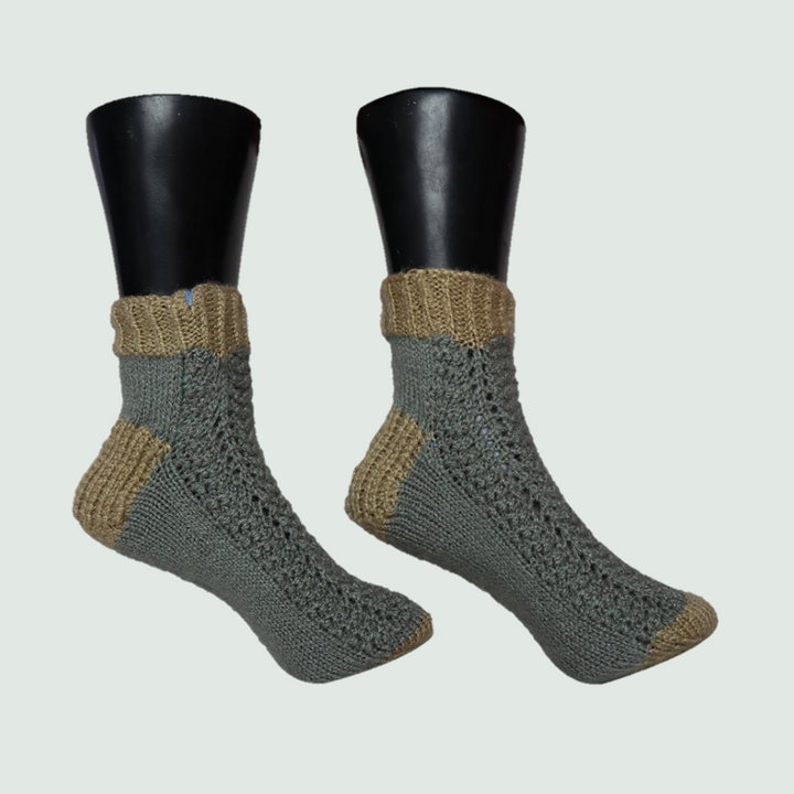 Hand-Knitted-Woollen-Socks-Men-Gray-Colour